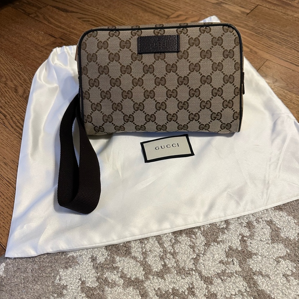Gucci Fanny bag